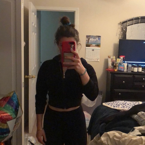 Honey bum sweater - Picture 3 of 3